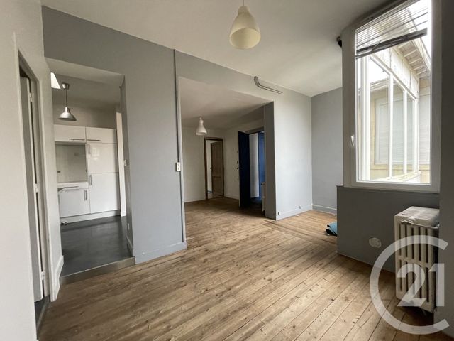 Appartement T3 à vendre - 4 pièces - 81,89 m2 - Bordeaux - 33 - AQUITAINE