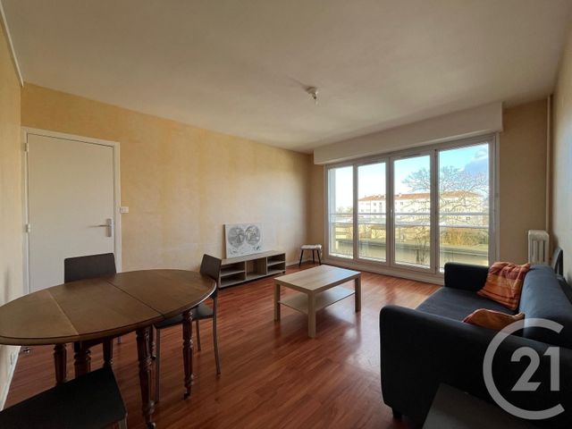 Appartement T4 à louer - 4 pièces - 72 m2 - Talence - 33 - AQUITAINE